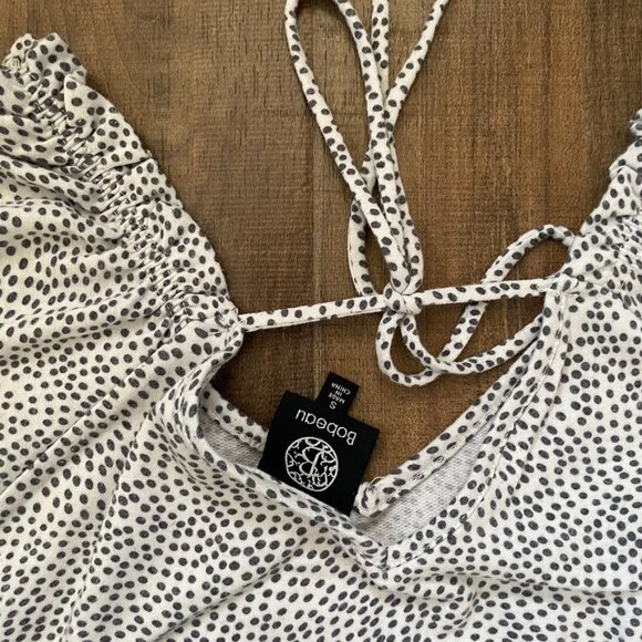 Bobeau Gray Dot Print Short Sleeve Tie Back Top Size Small Soft Stretch - Picture 7 of 7